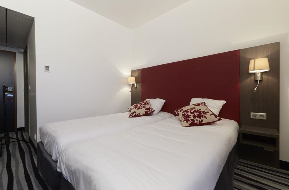 Sure Hotel By Best Western Plaisir Szoba fotó