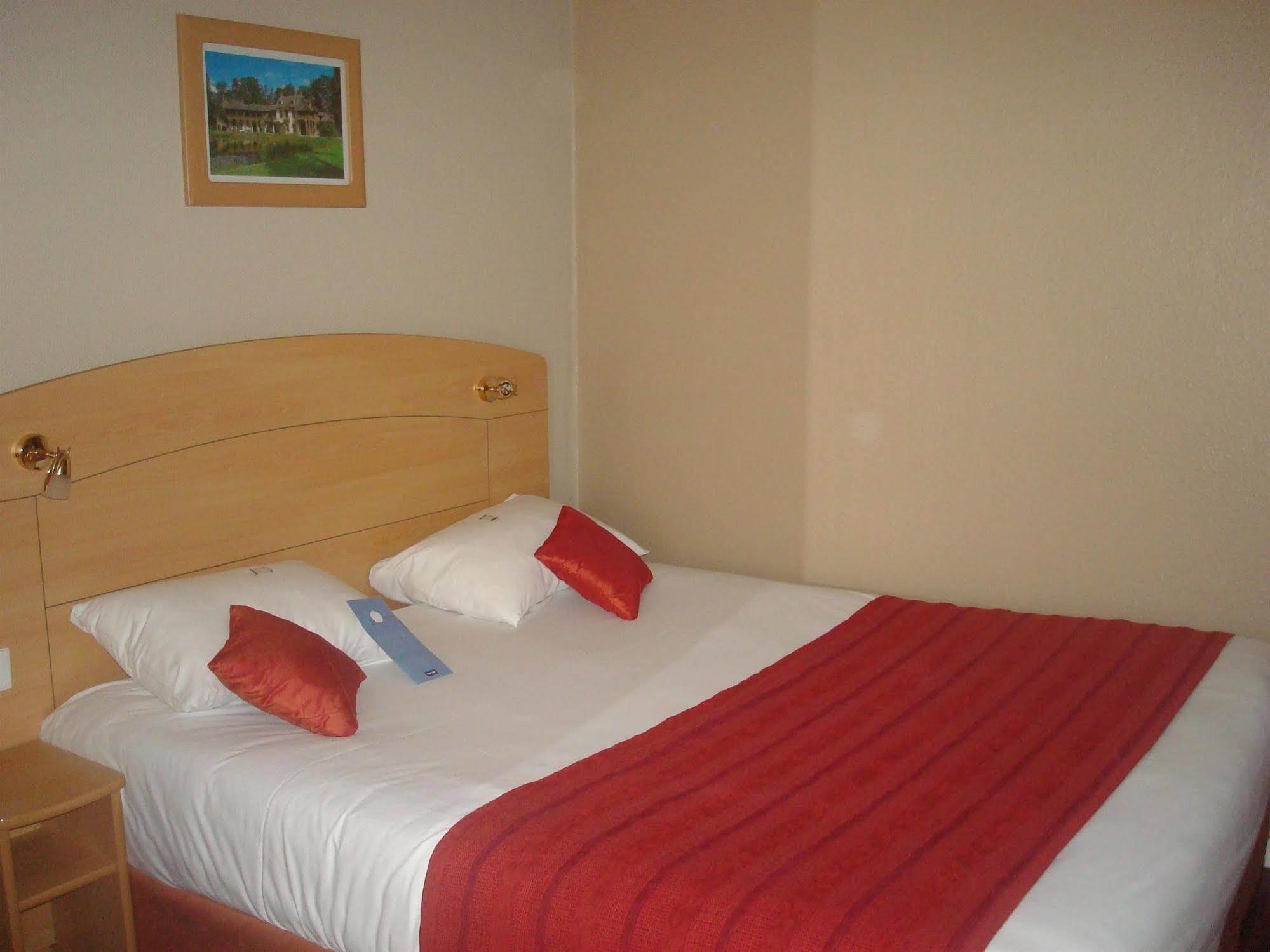 Sure Hotel By Best Western Plaisir Kültér fotó
